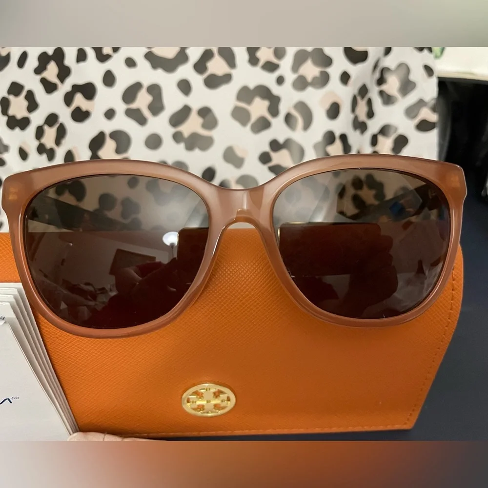 Tory Burch Rose and Tortoise Dark Havana Square Cat eye Sunglasses